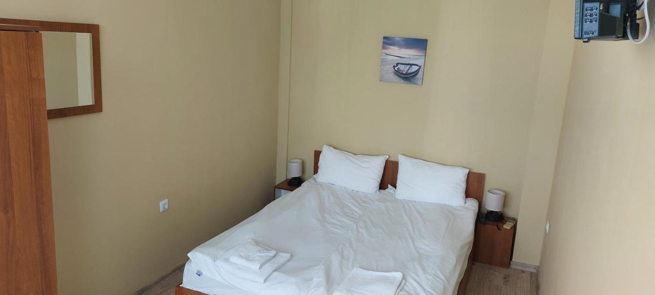 Guest Rooms Soleo Bałczik Zewnętrze zdjęcie