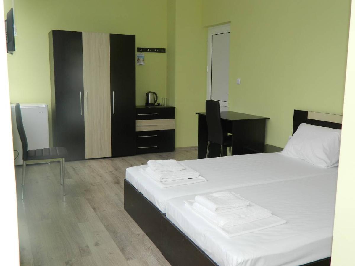 Guest Rooms Soleo Bałczik Zewnętrze zdjęcie
